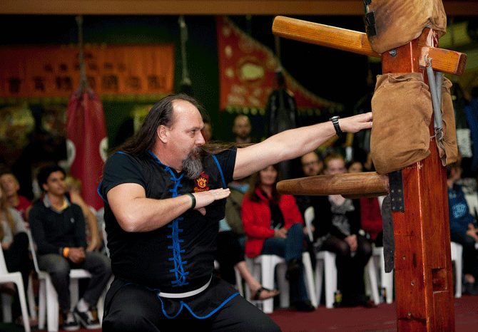 <span class="red">Kung Fu</span>